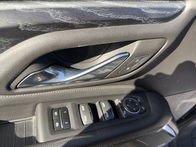 2023 GMC Yukon XL Denali Preferred w/Adaptive Cruise