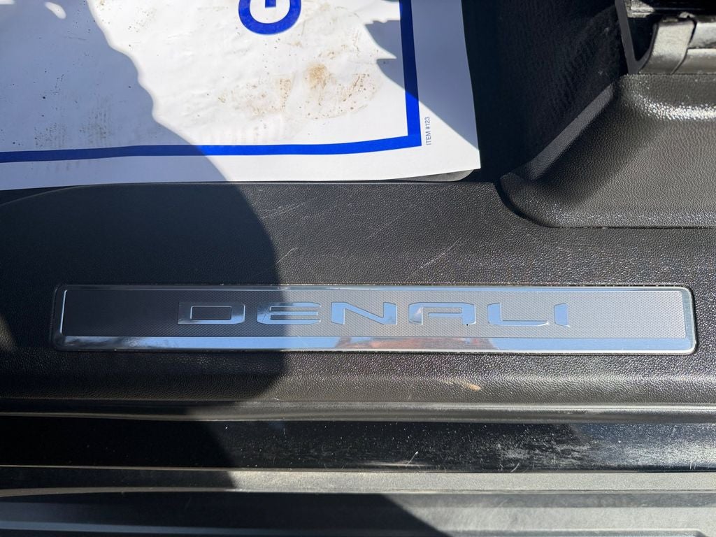 2023 GMC Yukon XL Denali Preferred w/Adaptive Cruise