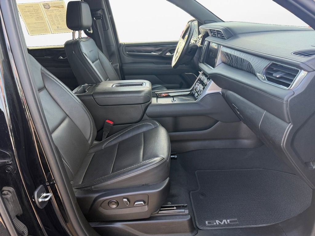 2023 GMC Yukon XL Denali Preferred w/Adaptive Cruise