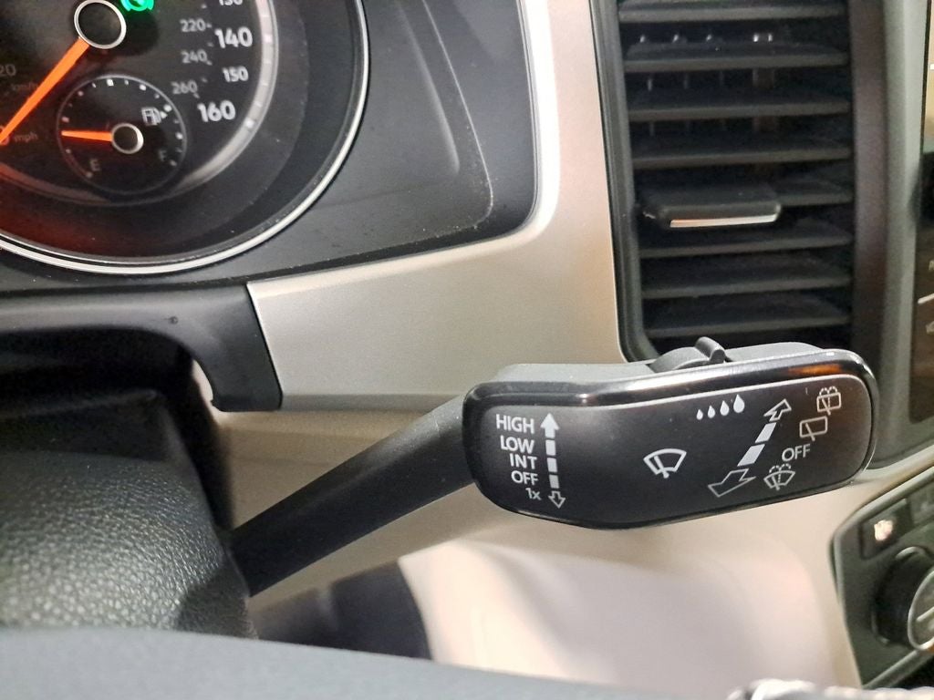 2021 Volkswagen Atlas 3.6L V6 SE w/Technology