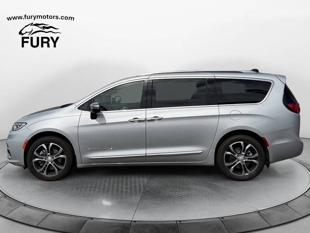 2026 Chrysler Pacifica Pinnacle