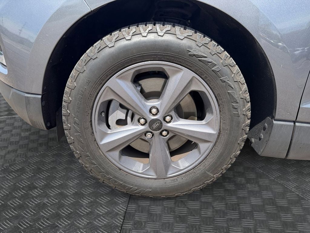 2023 Ford Edge SEL w/Sport Appearance Package