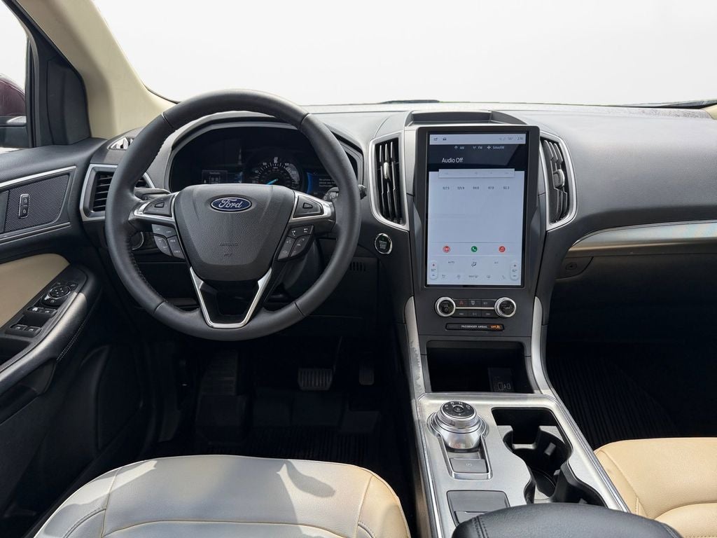 2022 Ford Edge SEL w/Panoramic Vista Roof