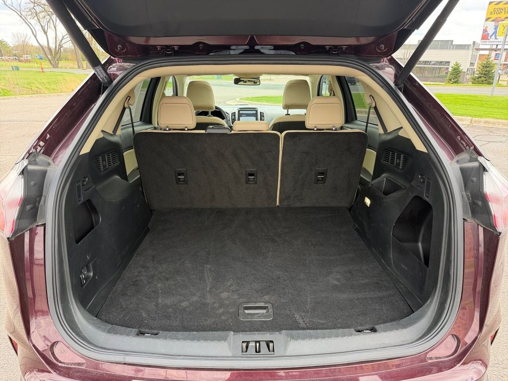 2022 Ford Edge SEL w/Panoramic Vista Roof
