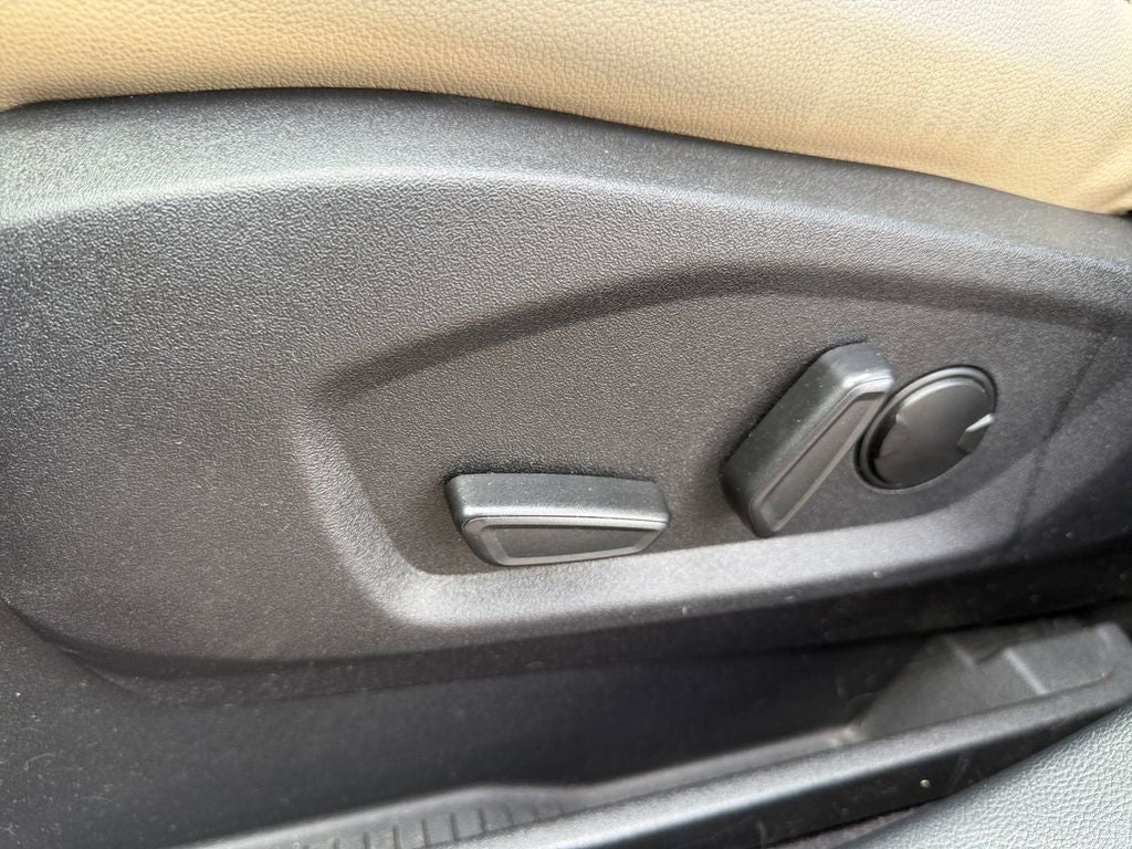 2022 Ford Edge SEL w/Panoramic Vista Roof
