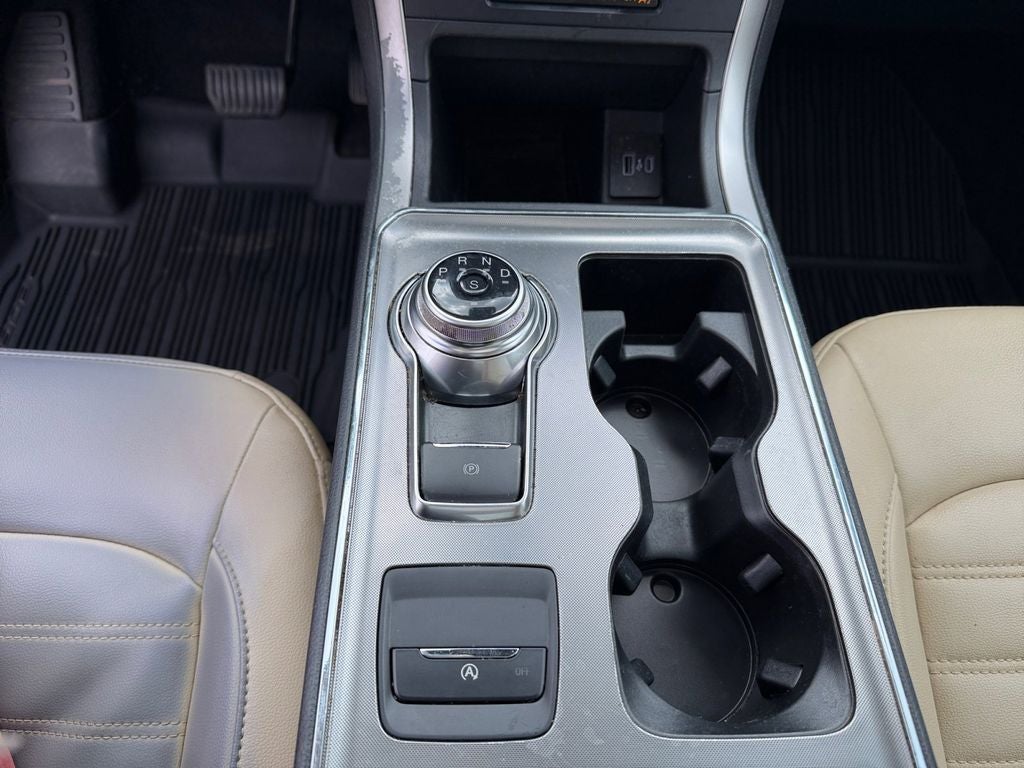 2022 Ford Edge SEL w/Panoramic Vista Roof