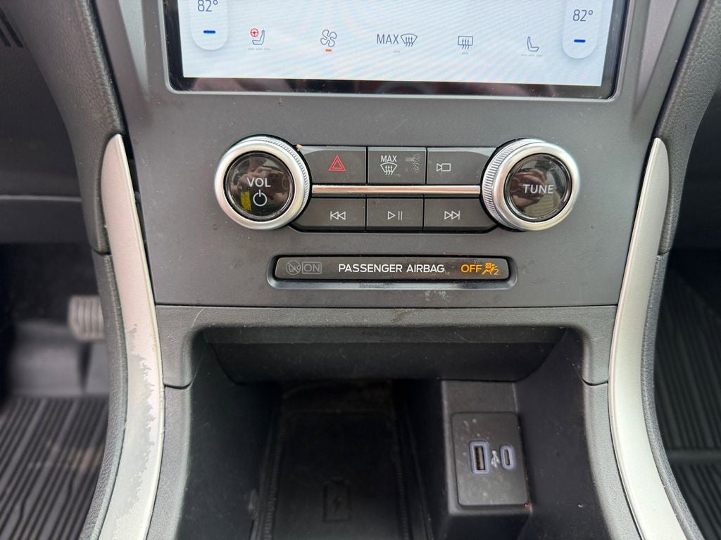 2022 Ford Edge SEL w/Panoramic Vista Roof