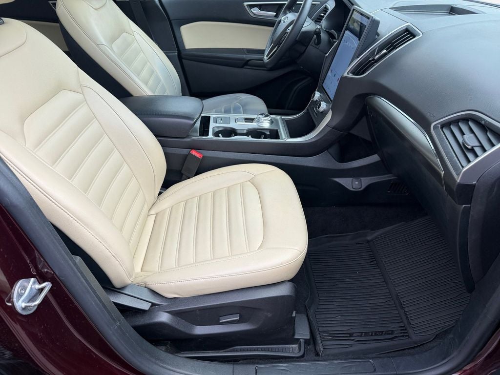 2022 Ford Edge SEL w/Panoramic Vista Roof
