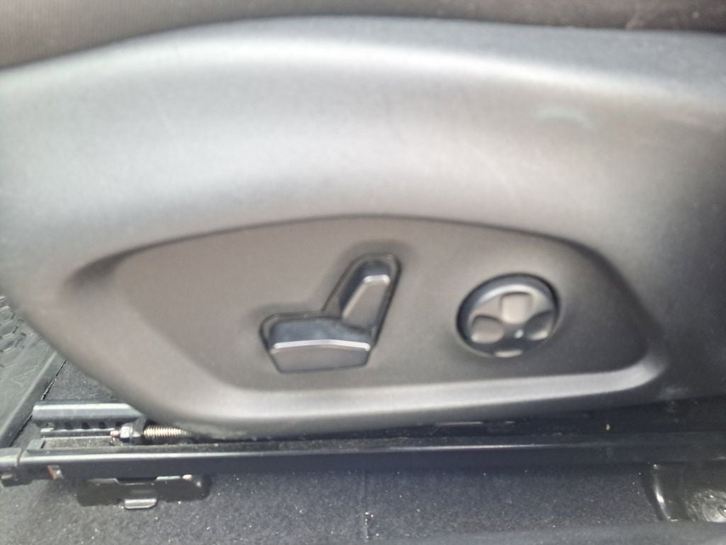 2021 Jeep Compass Altitude w/Driver Assistance & Sun & Sound Pkg