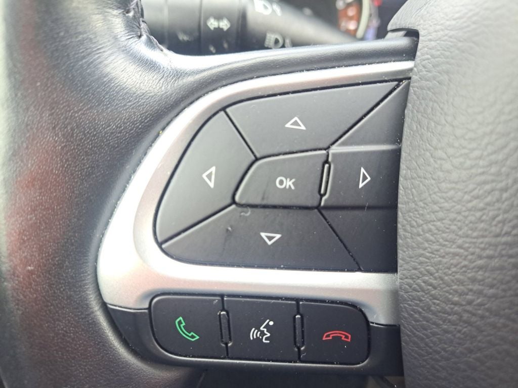 2021 Jeep Compass Altitude w/Driver Assistance & Sun & Sound Pkg