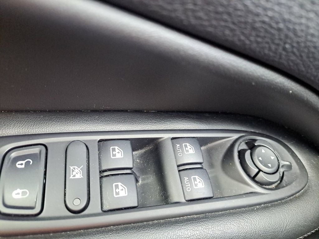 2021 Jeep Compass Altitude w/Driver Assistance & Sun & Sound Pkg