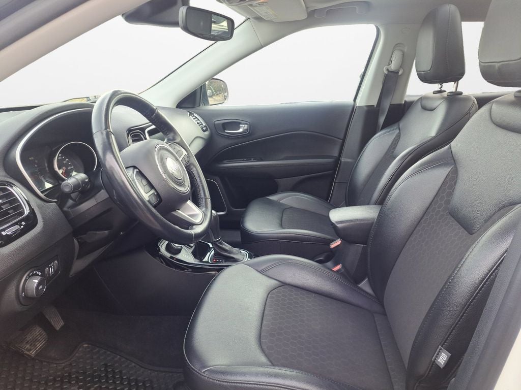 2021 Jeep Compass Altitude w/Driver Assistance & Sun & Sound Pkg