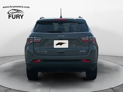 2023 Jeep Compass Latitude w/Preferred Pkg