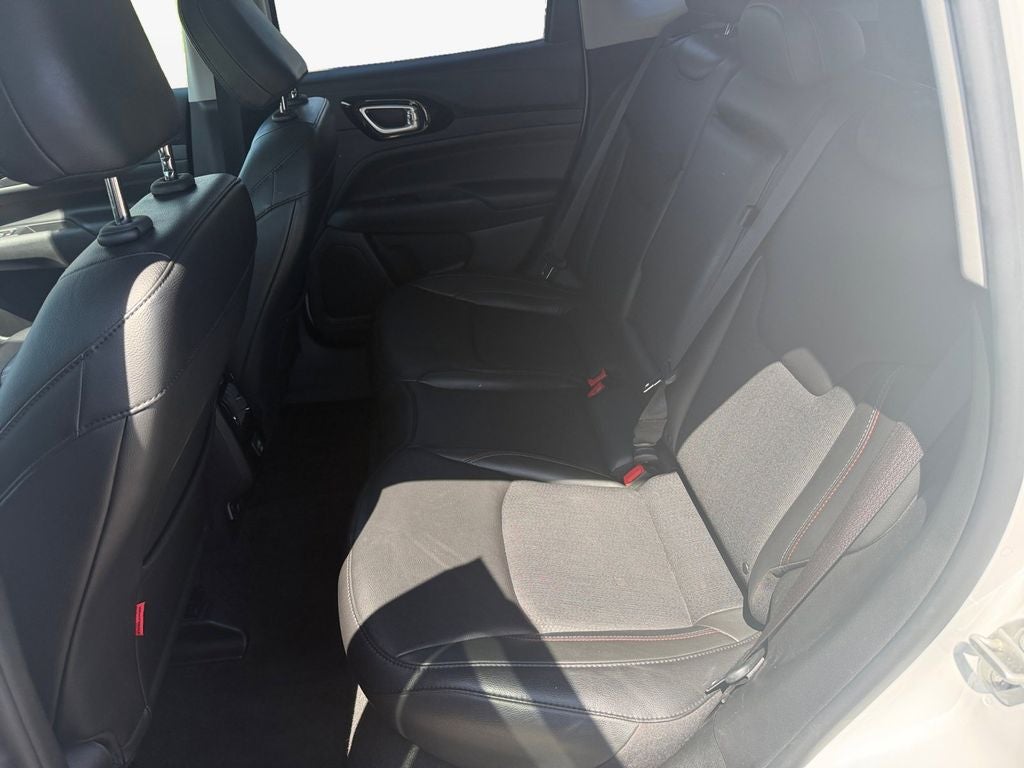 2022 Jeep Compass Trailhawk w/Adaptive Cruise & Blind Spot & Cross P