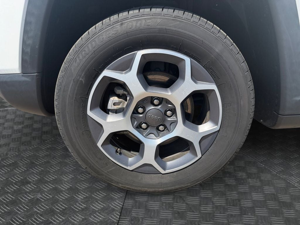 2022 Jeep Compass Trailhawk w/Adaptive Cruise & Blind Spot & Cross P