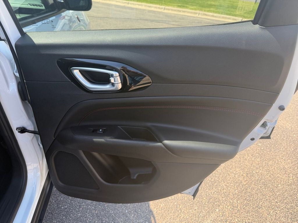 2022 Jeep Compass Trailhawk w/Adaptive Cruise & Blind Spot & Cross P