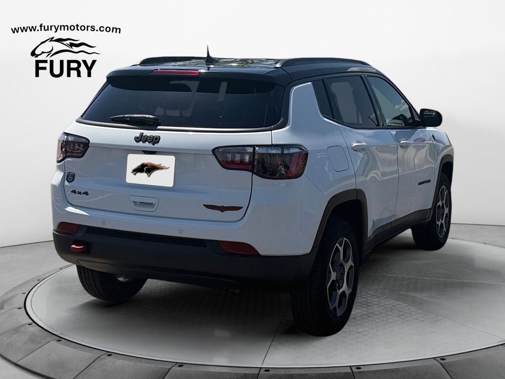 2022 Jeep Compass Trailhawk w/Adaptive Cruise & Blind Spot & Cross P