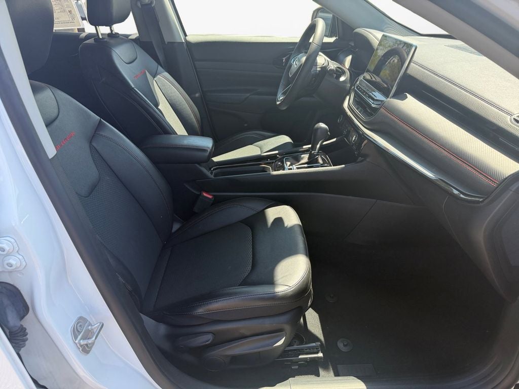 2022 Jeep Compass Trailhawk w/Adaptive Cruise & Blind Spot & Cross P