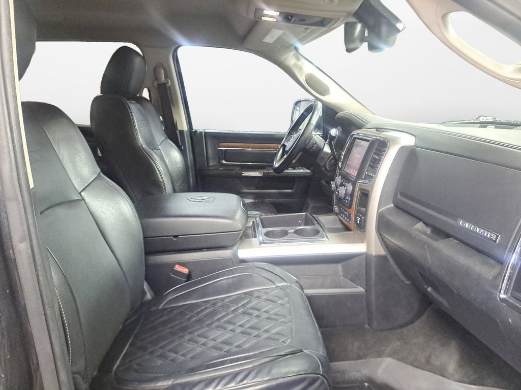 2015 RAM 2500 Laramie w/Cold Weather & Snow Plow Prep Pkgs