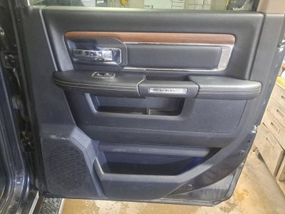 2015 RAM 2500 Laramie w/Cold Weather & Snow Plow Prep Pkgs
