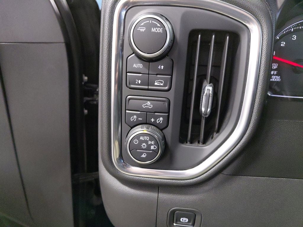 2020 Chevrolet Silverado 1500 LT w/Trailer Camera & Convenience 2 Pkgs