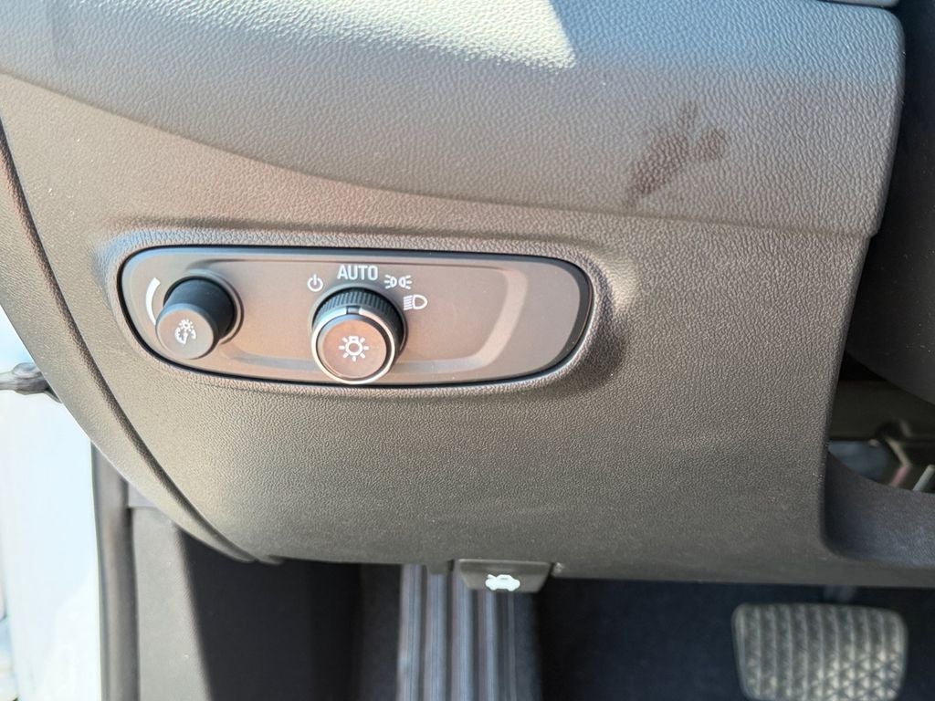 2019 Chevrolet Equinox LT w/Driver Confidence & Convenience Pkg
