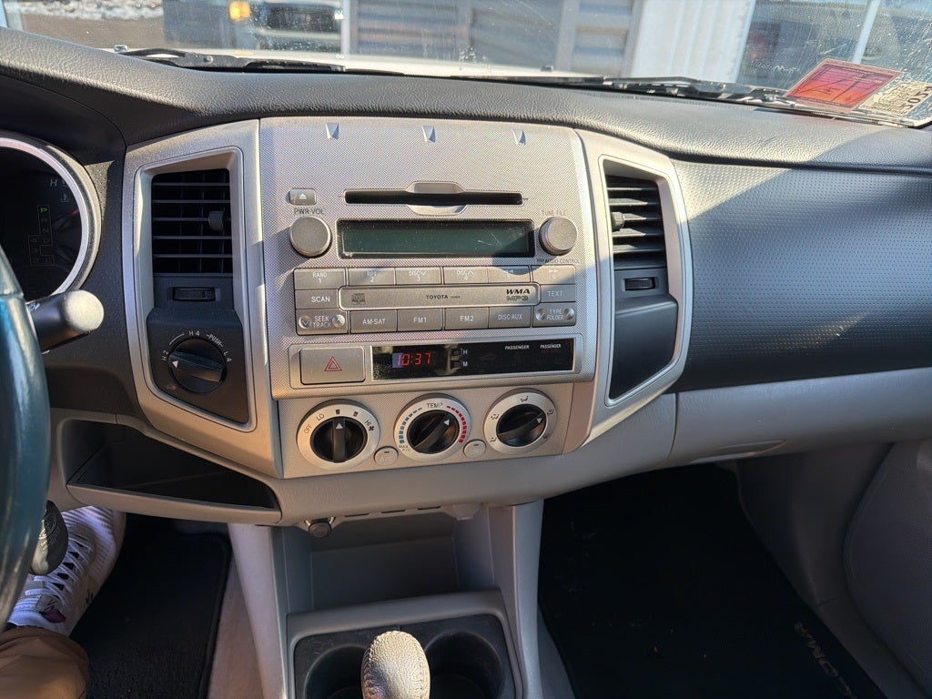 2011 Toyota Tacoma Base w/SR5 Package V6