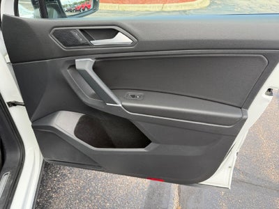 2020 Volkswagen Tiguan 2.0T SE R-Line Black 4Motion