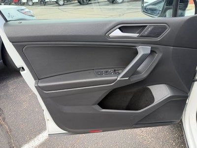 2020 Volkswagen Tiguan 2.0T SE R-Line Black 4Motion