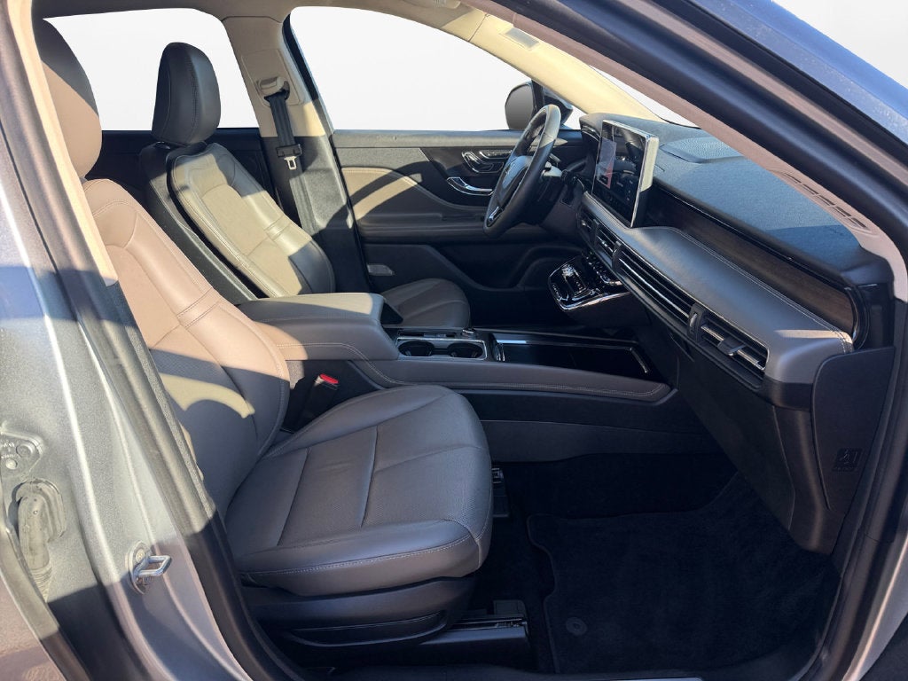 2024 Lincoln Corsair Reserve w/Jet Appearance Pkg