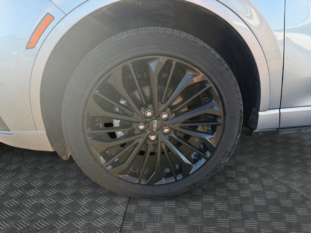 2024 Lincoln Corsair Reserve w/Jet Appearance Pkg
