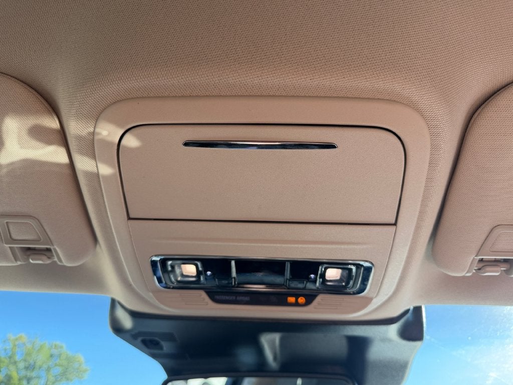 2024 Lincoln Corsair Reserve w/Jet Appearance Pkg