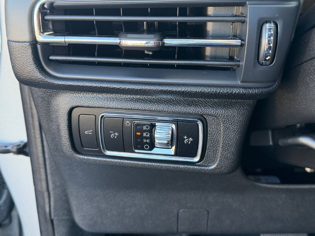 2024 Lincoln Corsair Reserve w/Jet Appearance Pkg