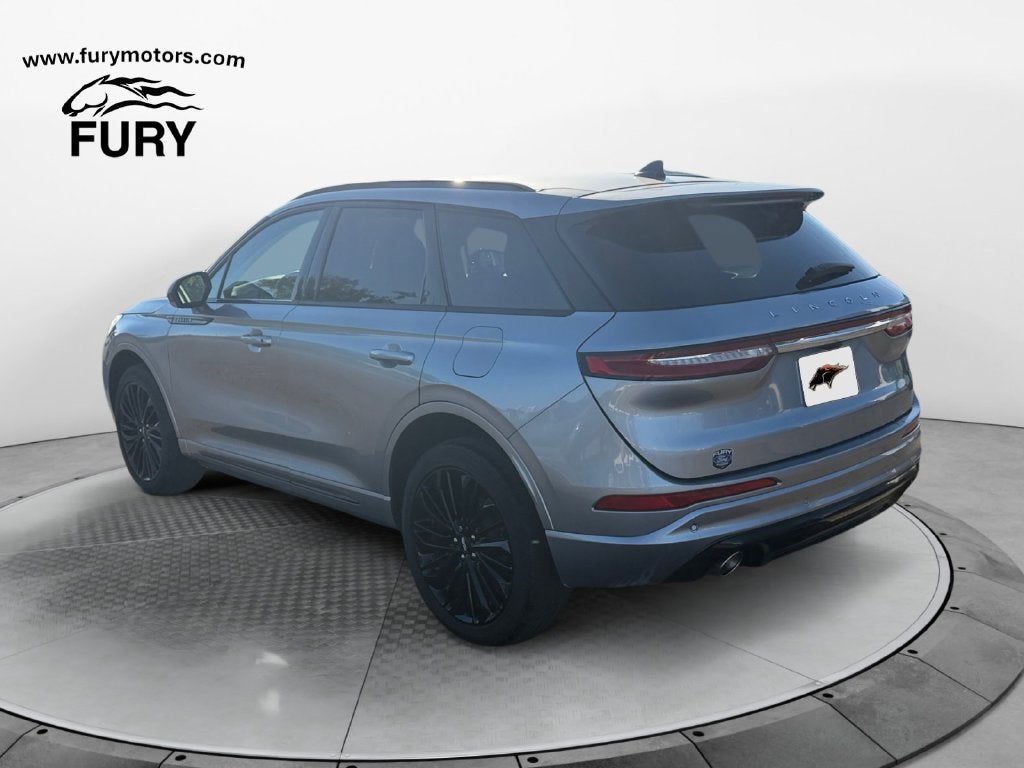2024 Lincoln Corsair Reserve w/Jet Appearance Pkg
