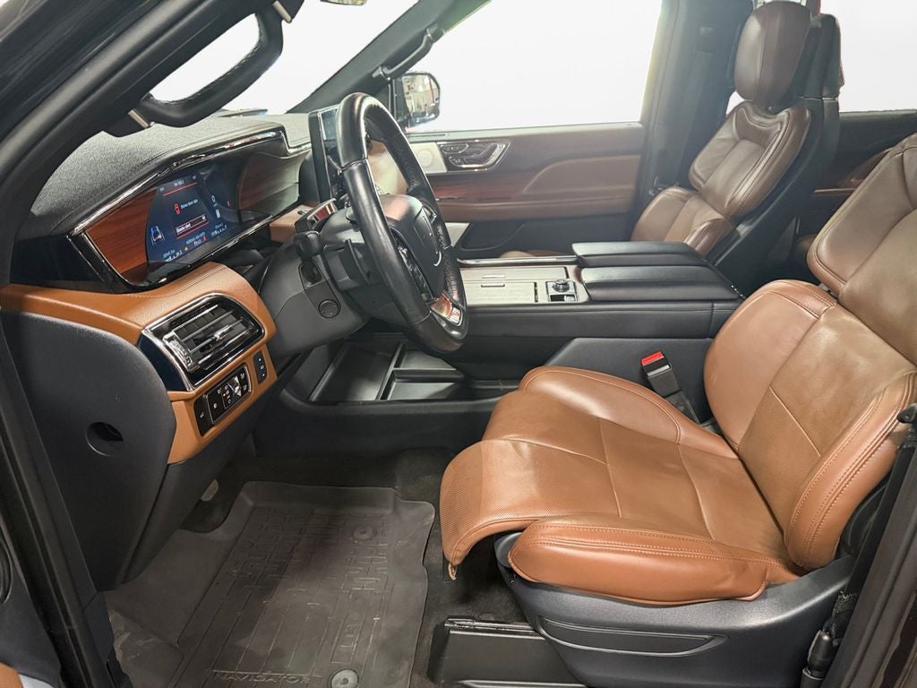 2024 Lincoln Navigator L Reserve w/Monochromatic & HD Tow Pkgs