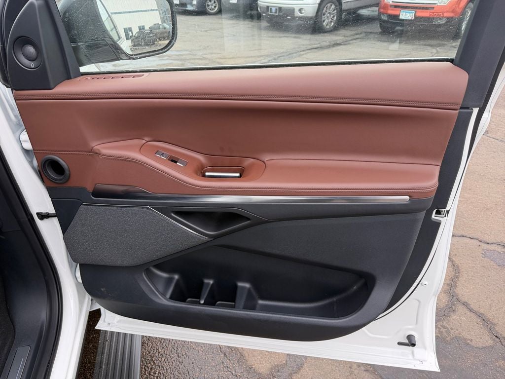 2025 Lincoln Navigator L Reserve w/Heavy Duty Tow Pkg