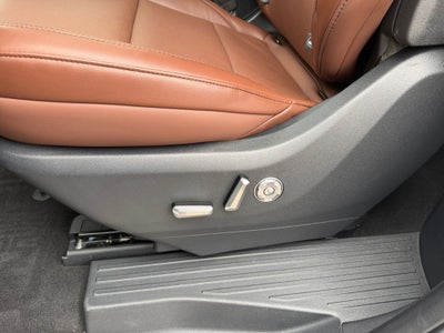 2025 Lincoln Navigator L Reserve w/Heavy Duty Tow Pkg