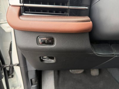 2025 Lincoln Navigator L Reserve w/Heavy Duty Tow Pkg