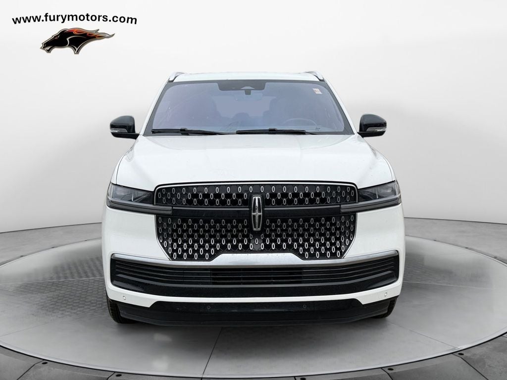 2025 Lincoln Navigator L Reserve w/Heavy Duty Tow Pkg