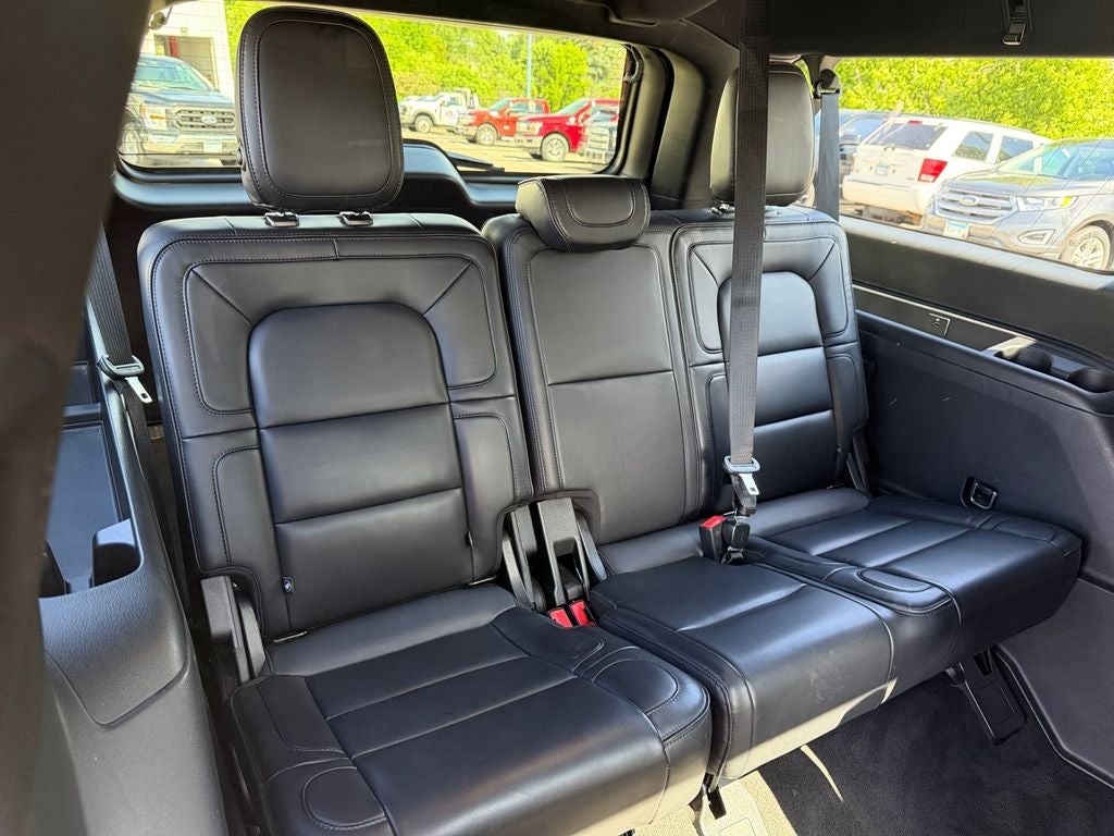 2019 Lincoln Navigator L Reserve w/HD Tow Pkg & Panoramic Roof