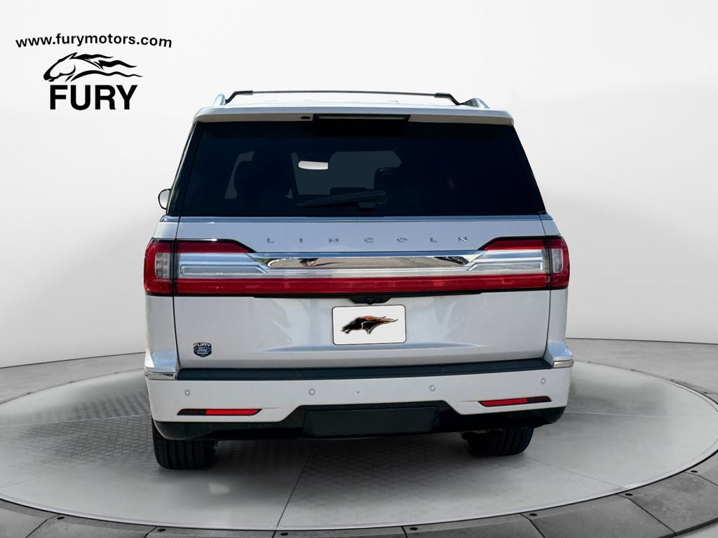 2019 Lincoln Navigator L Reserve w/HD Tow Pkg & Panoramic Roof