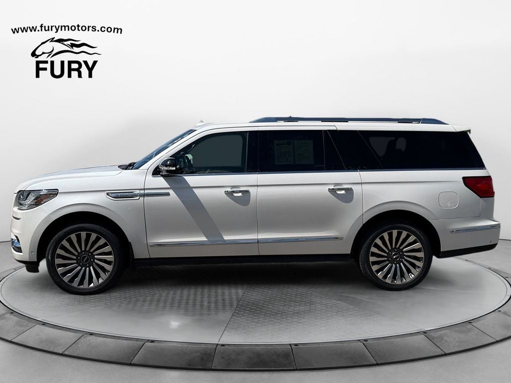2019 Lincoln Navigator L Reserve w/HD Tow Pkg & Panoramic Roof