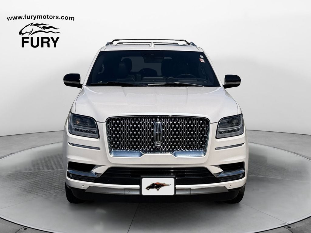 2019 Lincoln Navigator L Reserve w/HD Tow Pkg & Panoramic Roof