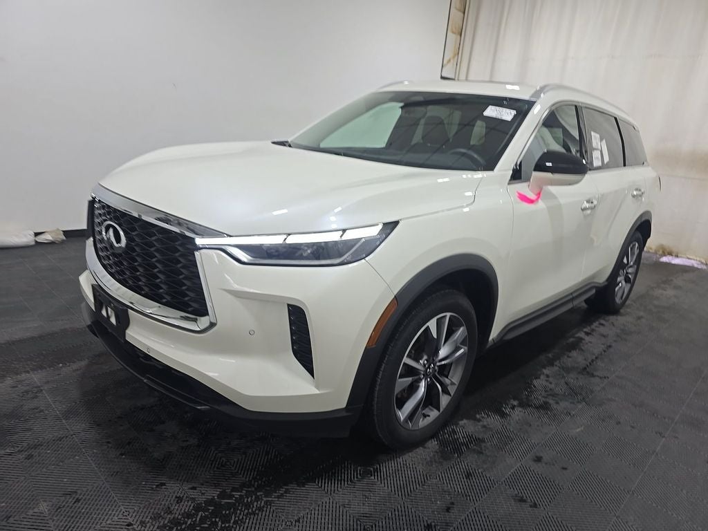 2024 INFINITI QX60 LUXE