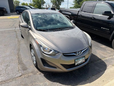 2016 Hyundai Elantra SE