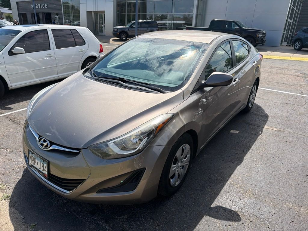 2016 Hyundai Elantra SE