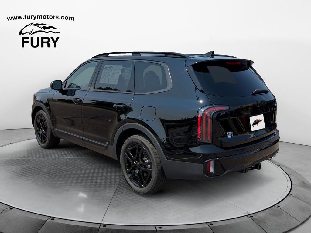 2025 Kia Telluride EX X-Line w/20" Black Finished Alloy Wheels