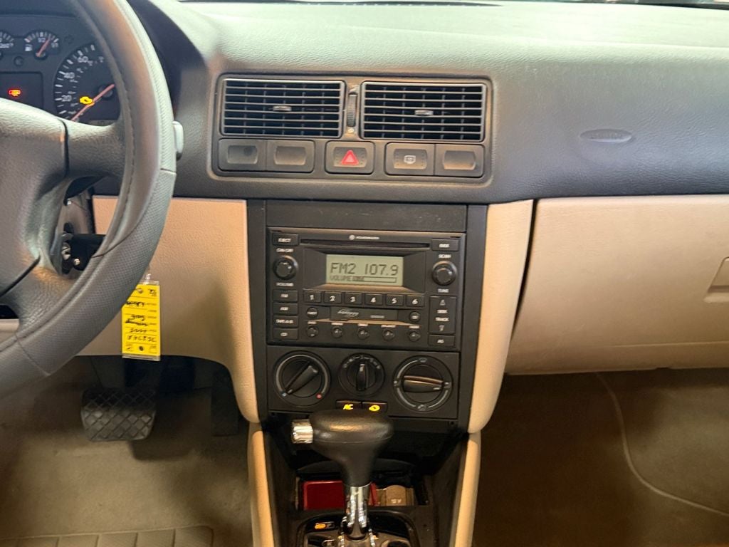 2005 Volkswagen Golf GLS 2.0