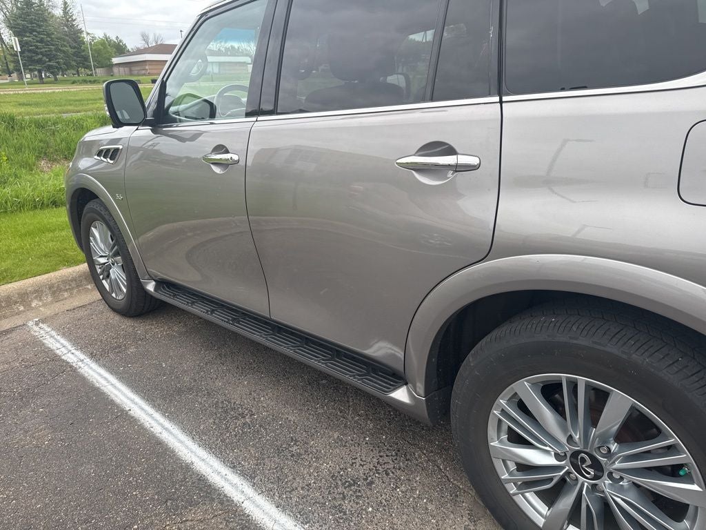 2014 INFINITI QX80 Base w/Theatre Package
