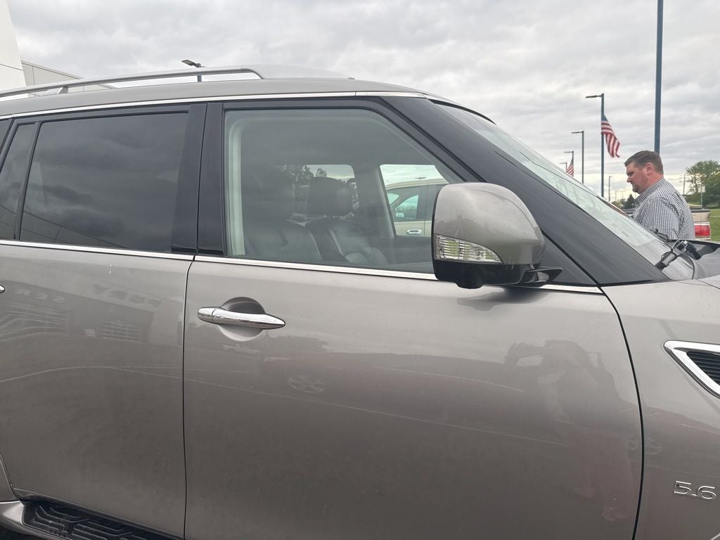 2014 INFINITI QX80 Base w/Theatre Package